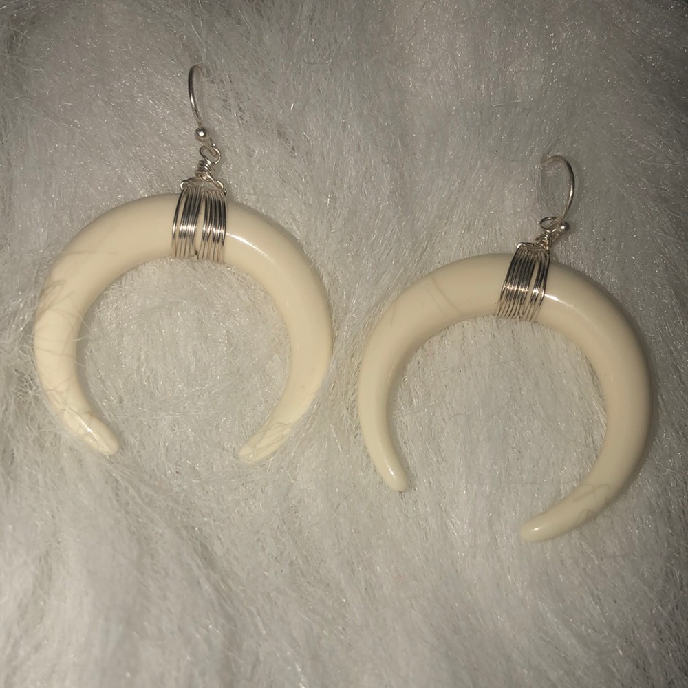 Bullhorn earrings